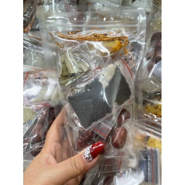 Set Chè Dưỡng Nhan Tuyết Yến 12 vị 300g nấu được 8-10 chai 330ml, giải nhiệt, thanh mát