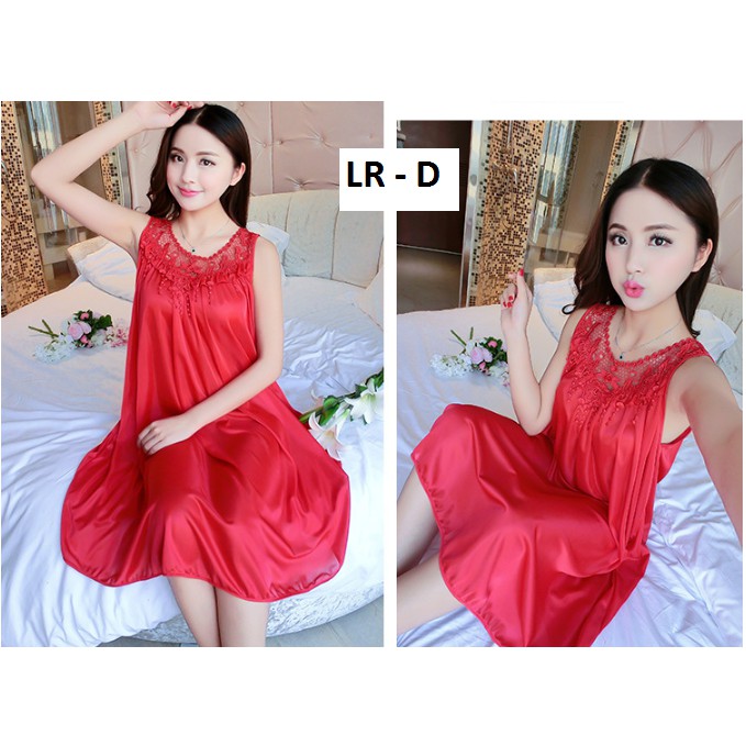 [HÀNG CÓ SẴN, CÓ CLIP] Bộ đồ ngủ phi lụa 2 dây mềm mại viền ren cổ cầu kì tinh tế kiêu sa free size (  LỤA SÁT NÁCH)