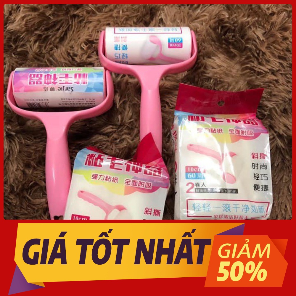Cây lăn bụi bẩn và lông chó mèo bám trên quần áo Sarjie