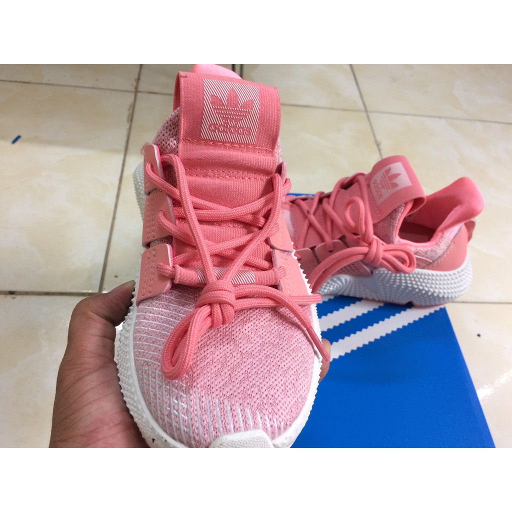 giày prophere mầu hồng trắng 👟