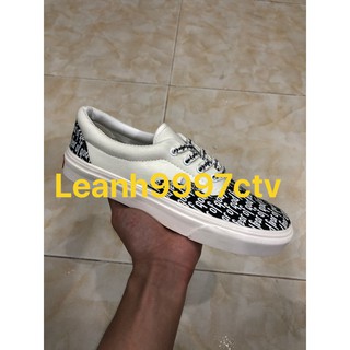 Giày thể thao sneaker chữ đen trắng buộc dây