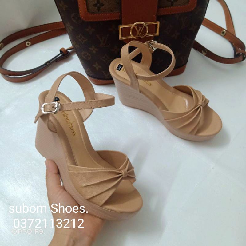 Sandal đế xuồng 9p