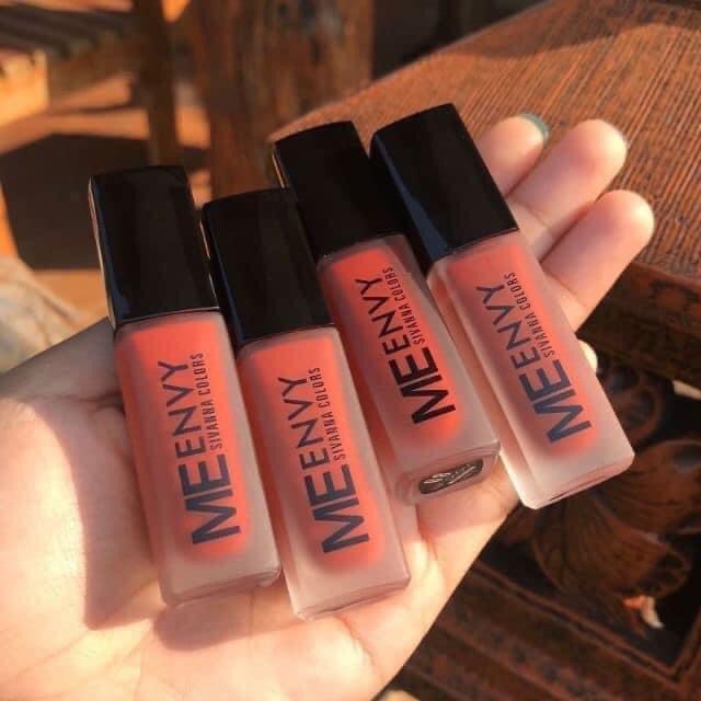 Son kem bóng nhẹ Me Envy Lip Gloss Matte Sivanna Colors ẩm mượt, lâu trôi và căng mọng môi Thái Lan 5.8g