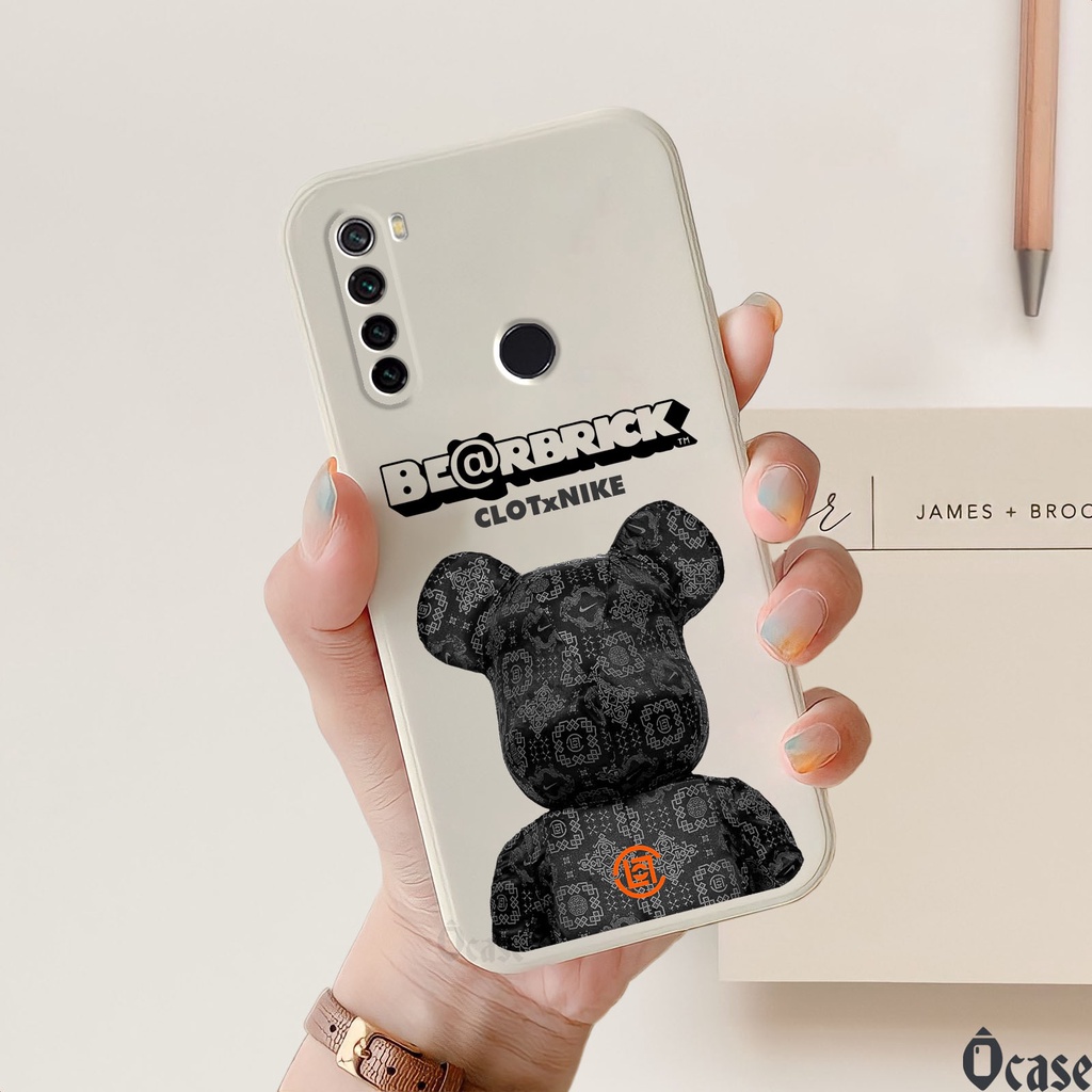 Ốp lưng Xiaomi Redmi Note 8 in hình gấu cạnh viền vuông có bảo vệ camera