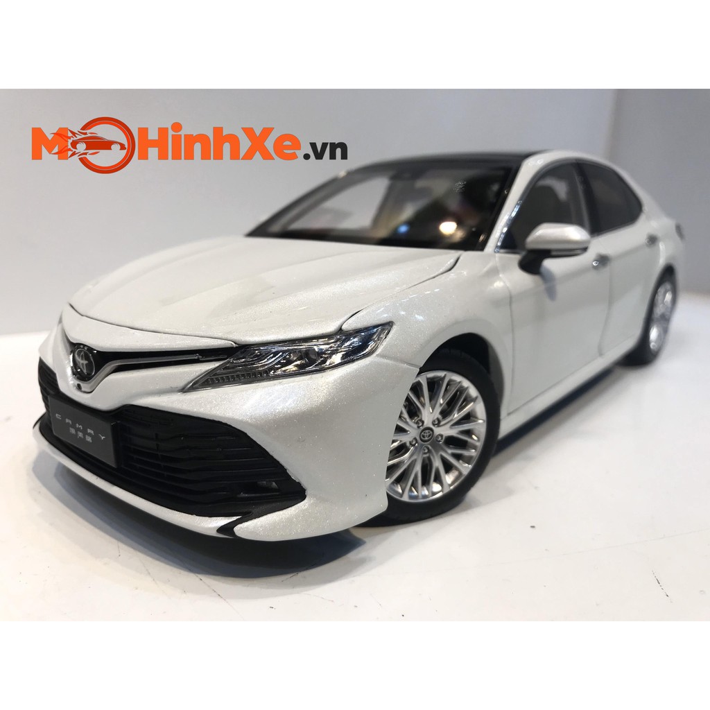 MÔ HÌNH XE TOYOTA CAMRY 2019 1:18 PAUDI