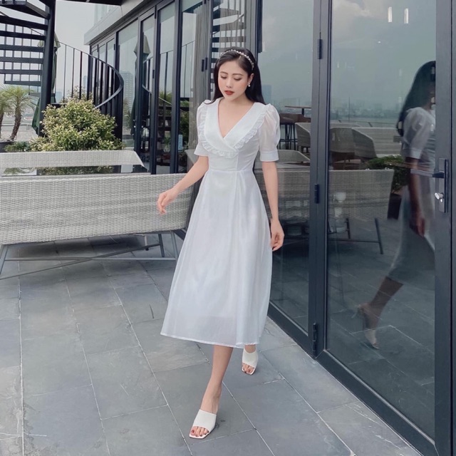 [Mã WARN30 hoàn 15% xu đơn 150k] Đầm dự tiệc 🍏Maxi trắng cổ bèo