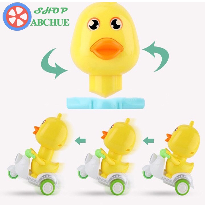 Đồ chơi trẻ em vịt con chạy xe vespa