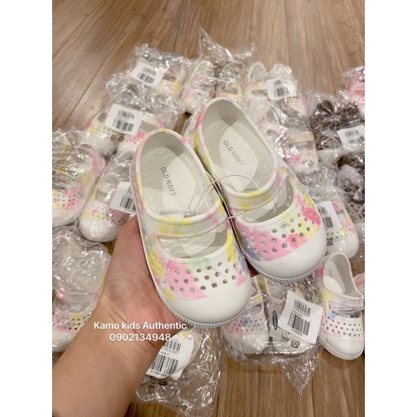 Giày siêu nhẹ Oldnavy bé gái săn sale