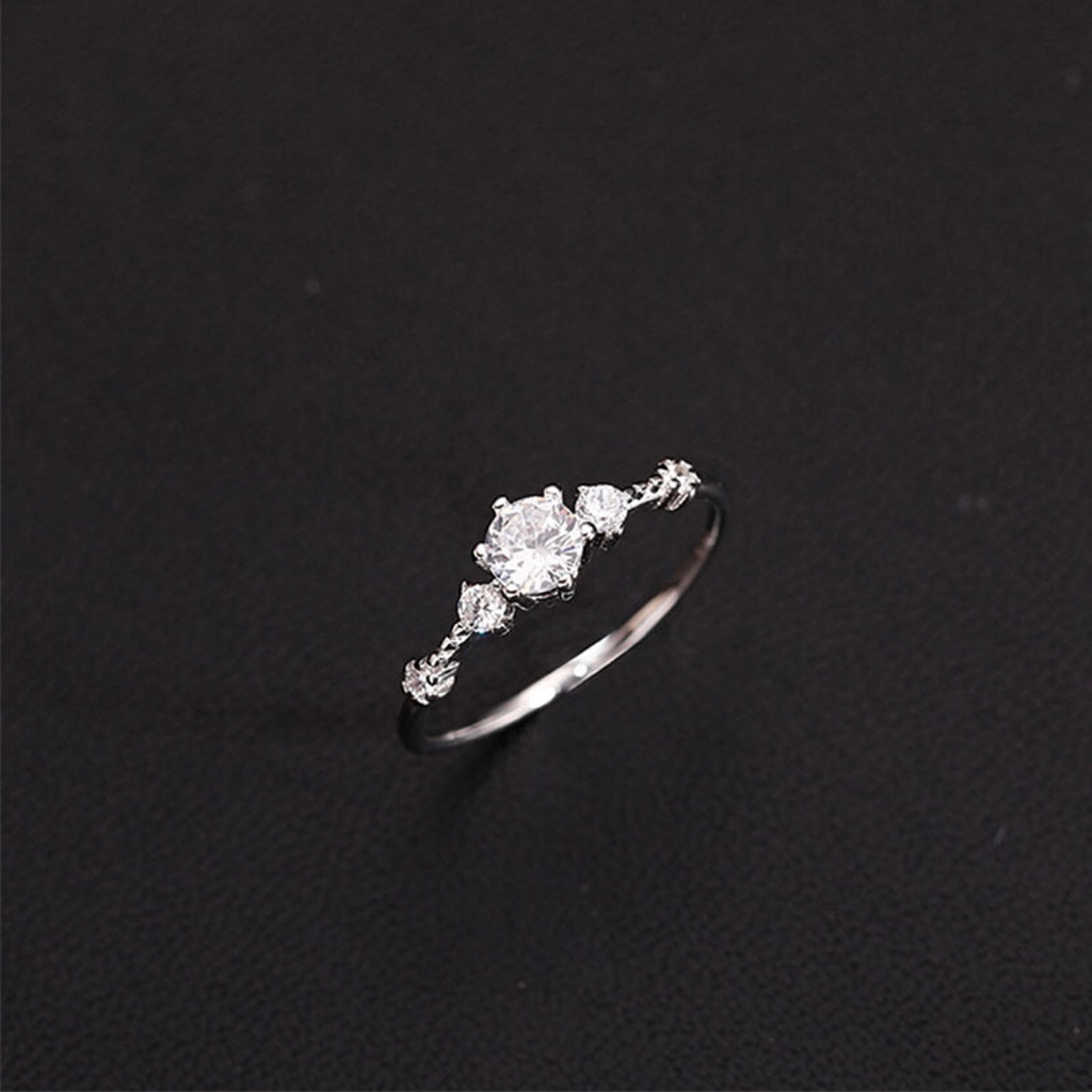 Nhẫn Bạc Dreamsilver Princess Đính Đá Lấp Lánh Mảnh NT026