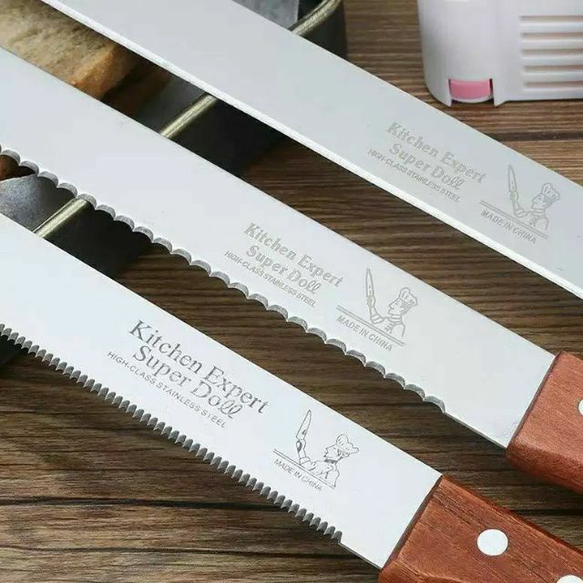 Dụng cụ cắt bánh mì bánh bông lan có răng cưa đủ size