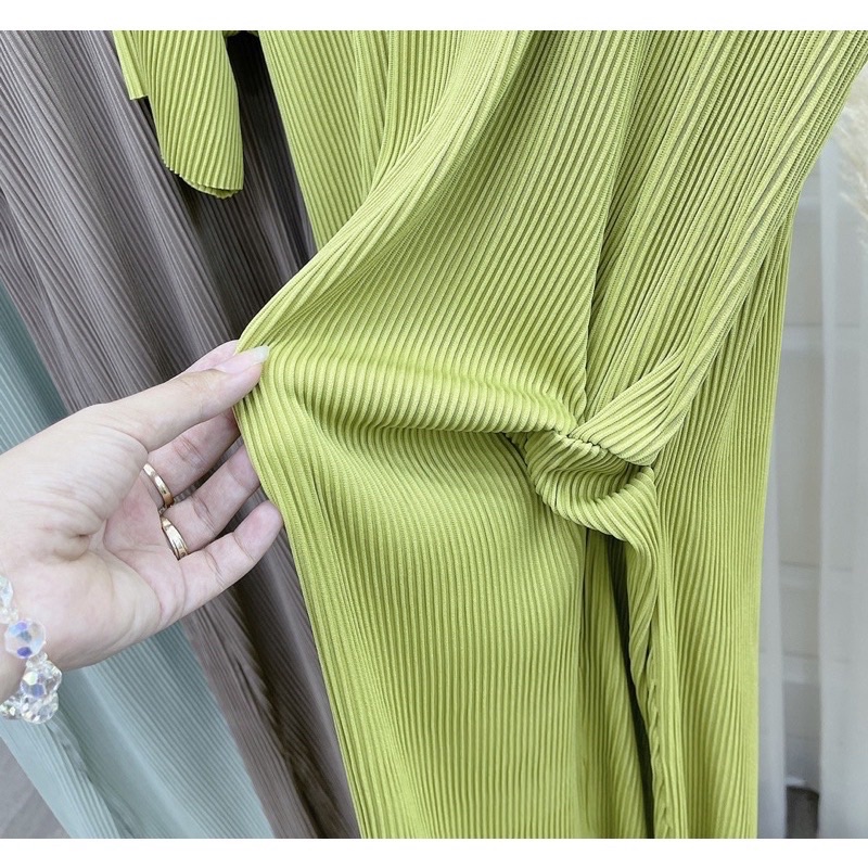 ĐẦM SUÔNG TĂM SOẮN EO GỌN DÁNG