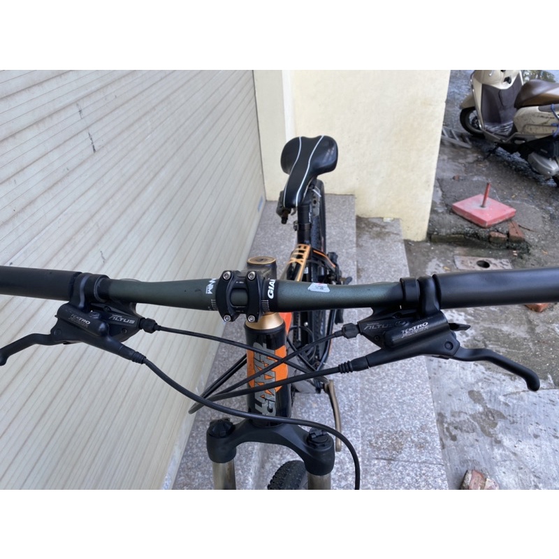 Xe đạp thể thao Giant atx 830s size M vành 27,5 xe lướt mới 85% thanh lý giá rẻ