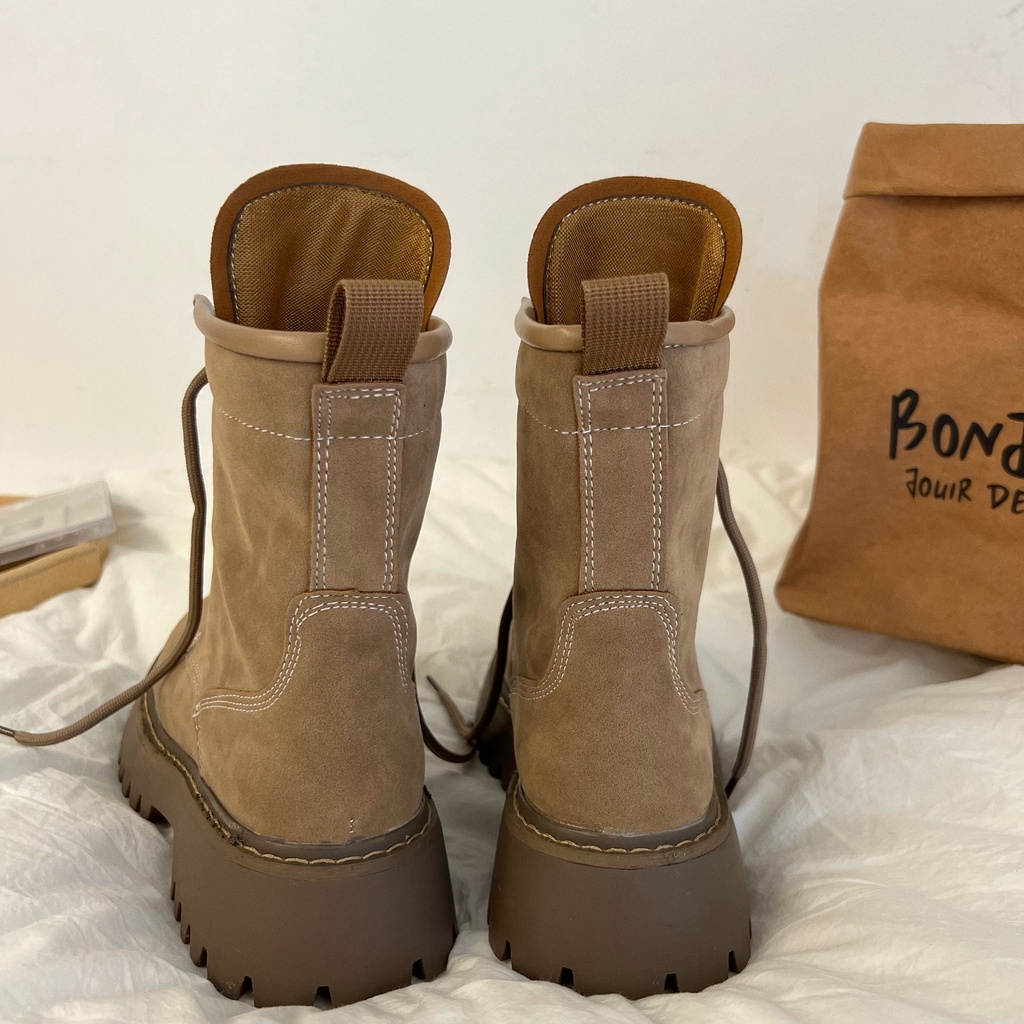 Giày bốt nữ , giày Martin da lộn màu nâu bò đế cao su phong cách Anh quốc.