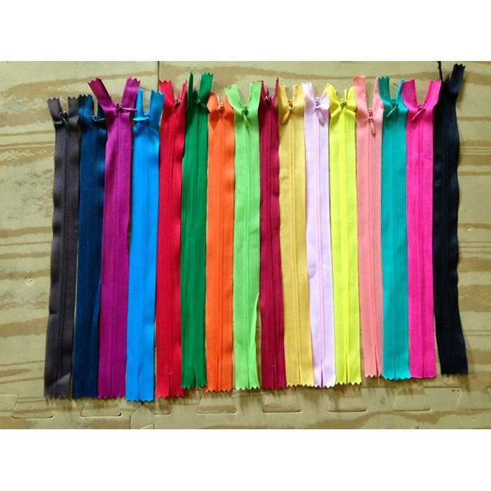 Dây kéo dấu cao cấp HKK màu trắng may vỏ gối 40cm 60cm
