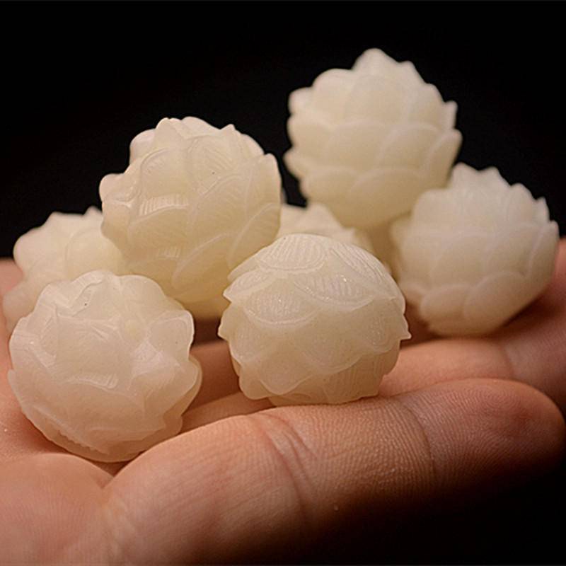 Vòng Tay Xỏ Hạt Ngọc Bích Màu Trắng Hình Hoa Sen Tự Làm Thủ Công