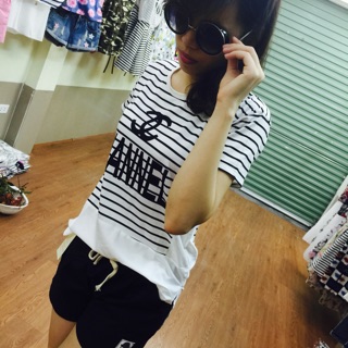 Áo tshirt kẻ ngang