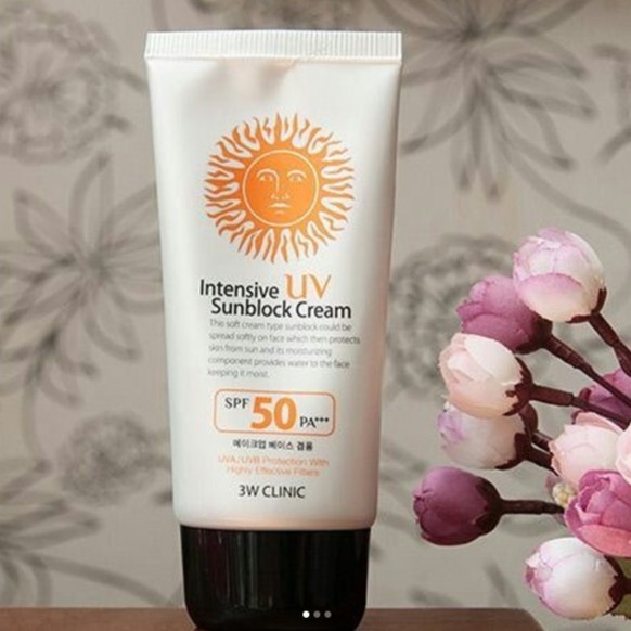 Kem chống nắng 3w Clinic Intensive UV Sunblock Cream SPF 50 Pa+++ | BigBuy360 - bigbuy360.vn