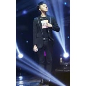 Áo thun thun in hình Baby G-Dragon Sơn Tùng MTP đen trắng