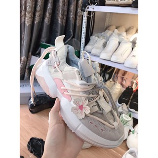 Giày sneaker độn đế Hoa Anh Đào