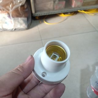 Đuôi đèn bắt tường Xéo và Thẳng