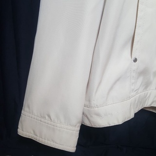 Áo khoác trắng Jacket 2hand