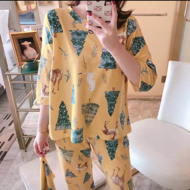 Bộ quần áo mặc ở nhà