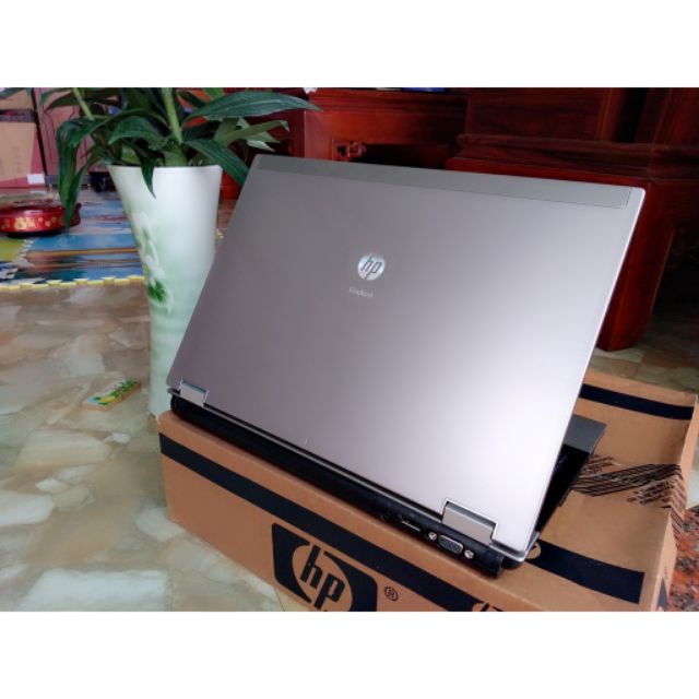 Laptop Hp 8440p i5/4G/250 HDD - HÀNG NHẬP XỊN