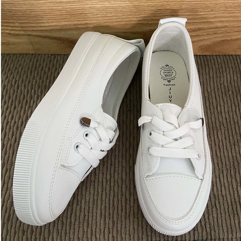 [ Có hình thật] Giày lười nữ màu trắng chất liệu da phối vải TTT01 | BigBuy360 - bigbuy360.vn