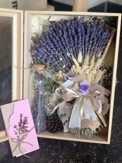 Hộp quà hoa lavender ( combo đặc biệt)