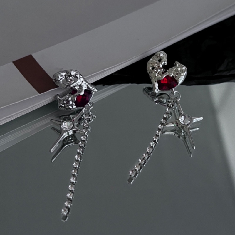 Bông tai hình trái tim đính đá dát kim cương thời trang cho nữ