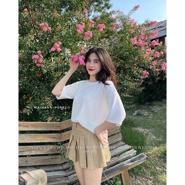 Áo thun gân form rộng thoải mái