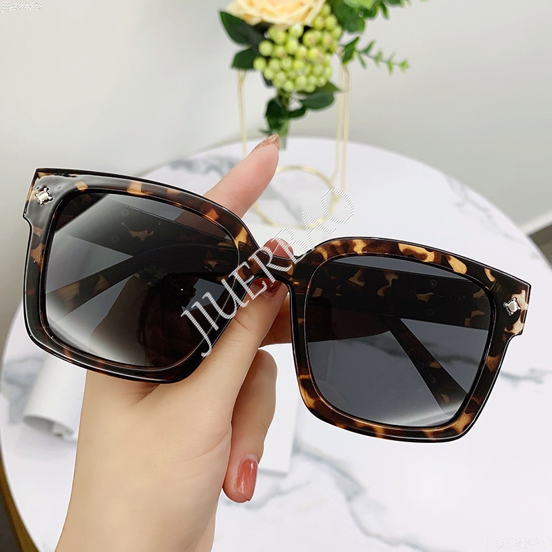 Kính Mát Hình Chữ Nhật Chống Tia UV400 Phong Cách Âu Mỹ Thời Trang Cho Nữ