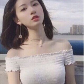ÁO BẸT VAI NHÚN