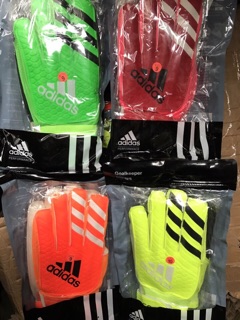 Gang tay thủ môn ADIDAS