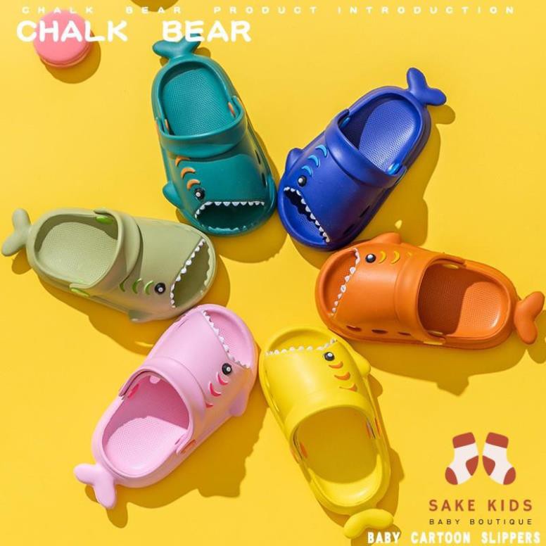 Dép cho bé trai bé gái - Dép lê cho bé từ 1 đến 3 tuổi Baby Shark siêu nhẹ đế chống trơn trượt có quai sau EVA cá mập