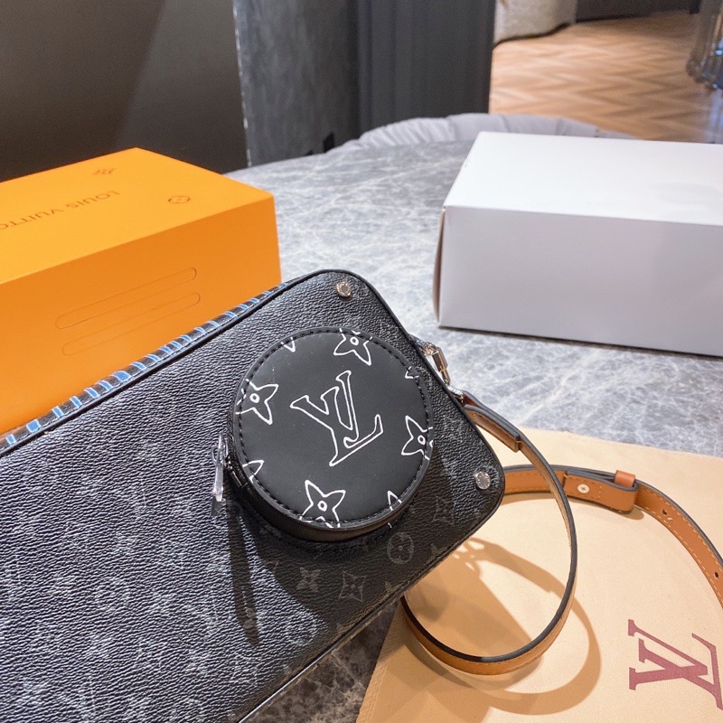 Túi đeo chéo lv cho nam