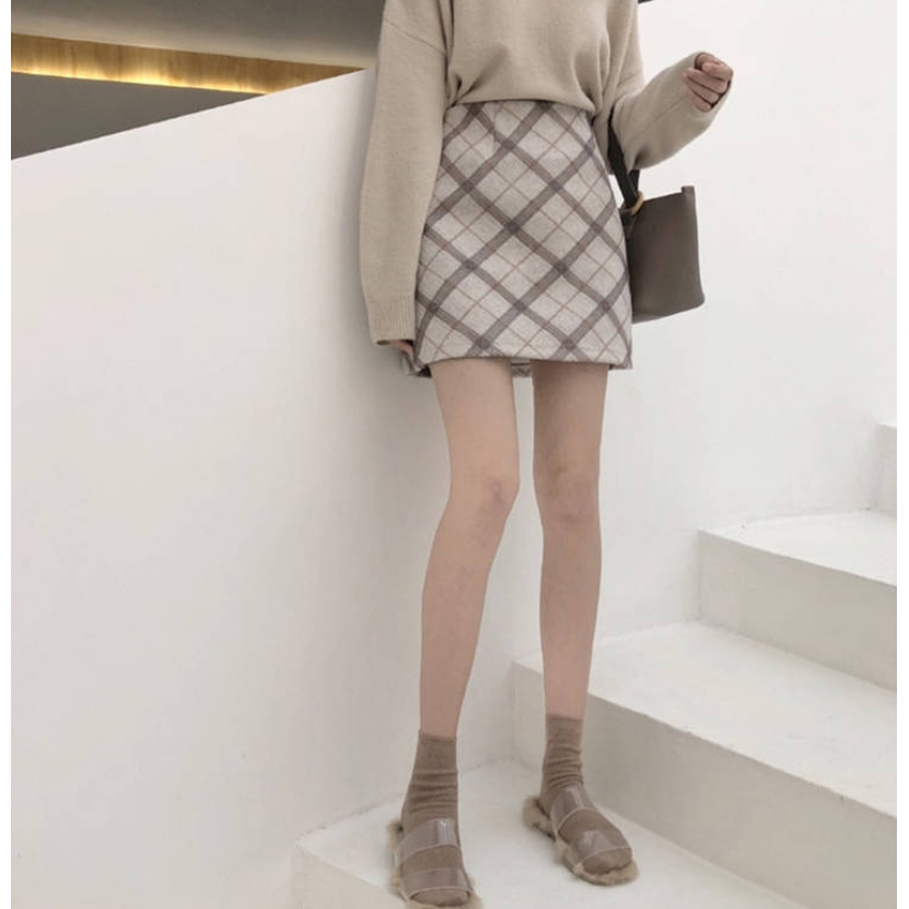 Bộ Áo Sweater Dài Tay + Chân Váy Xinh Xắn Theo Phong Cách Hàn Quốc | BigBuy360 - bigbuy360.vn