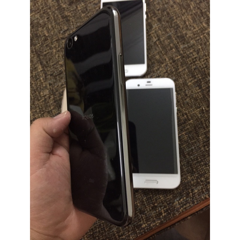 Điện thoại Sharp Aquos R SHV39