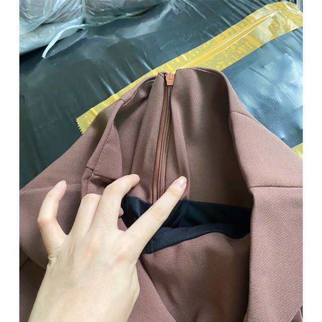 {RẺ VÔ ĐỊCH} CHÂN VÁY CHỮ A CẠO CAO TÚI SƯỜN THẬT SIÊU TÔN DÁNG | BigBuy360 - bigbuy360.vn