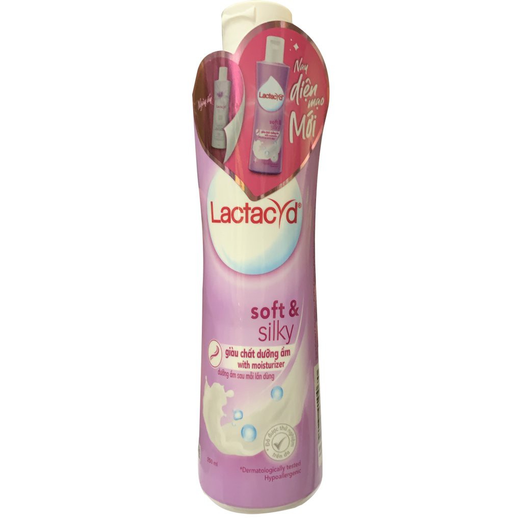 Dung Dịch Vệ Sinh Lactacyd Soft &amp; Silky Giàu Chất Dưỡng Ẩm 250ml