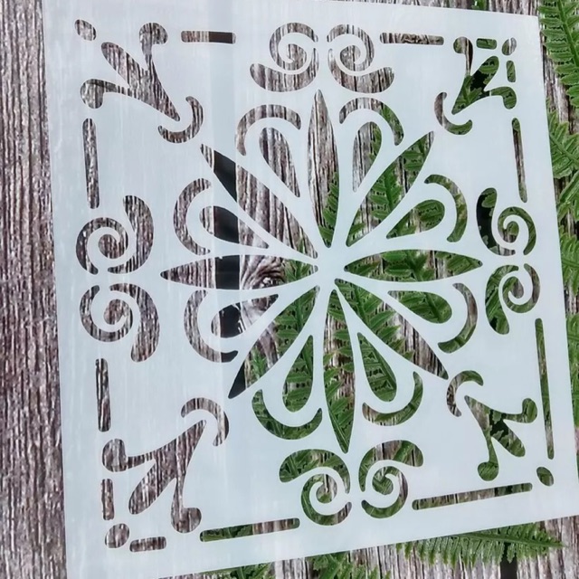 Khuôn vẽ mika dẻo 15*15cm (gạch hoa)