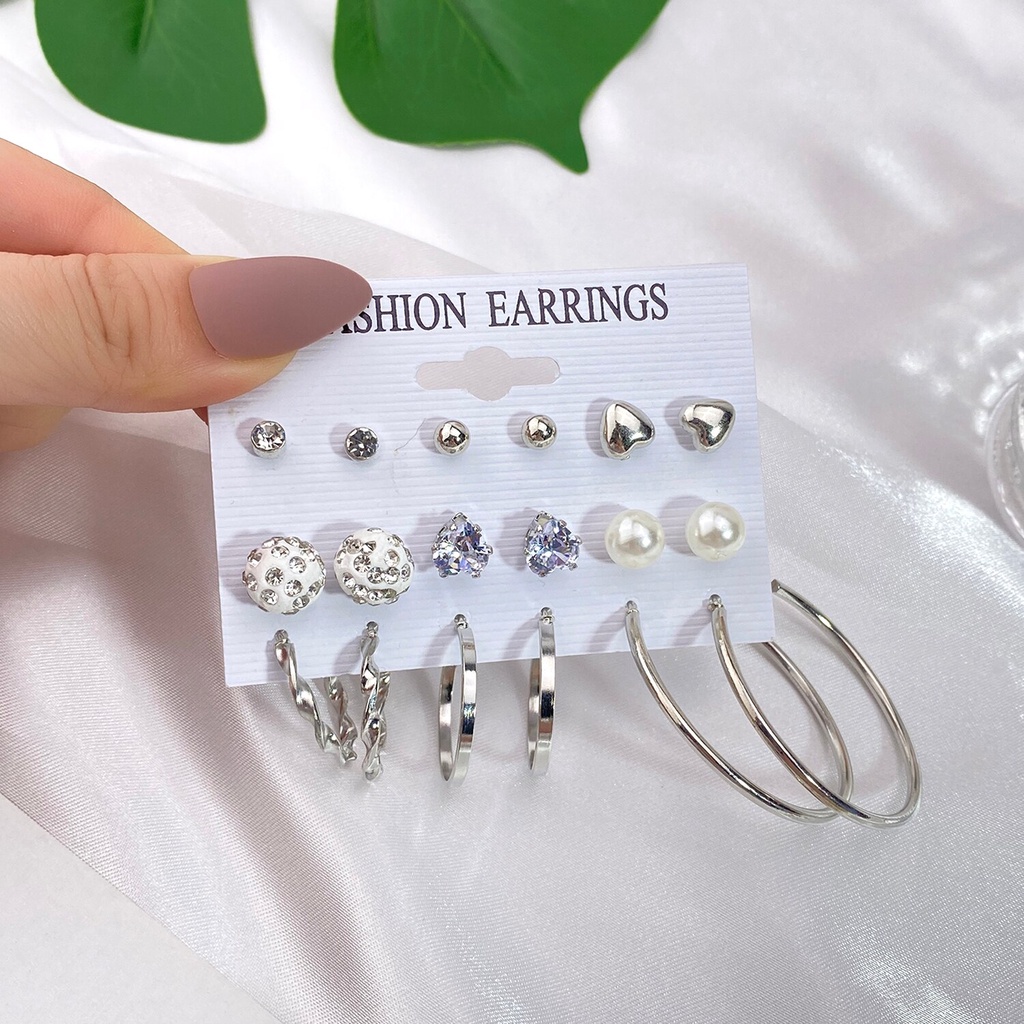 Bông Tai Kim Loại Hình Tròn Đính Ngọc Trai Sang Trọng Thời Trang Cho Nữ