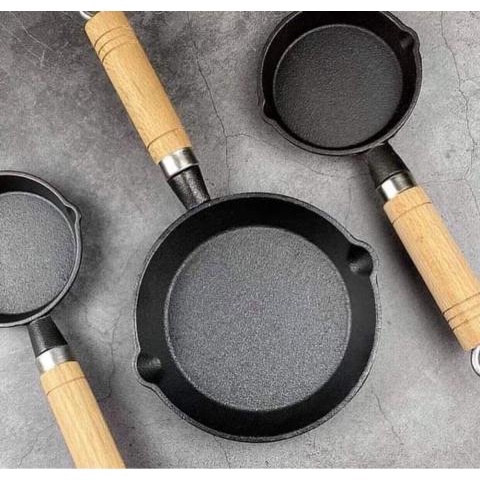 Chảo Rán 10 /15 Cm  Cán Gỗ Chảo Tráng Trứng Mini Chống Dính Bằng Gang Chảo Làm Bánh Bao Trứng Chống Dính