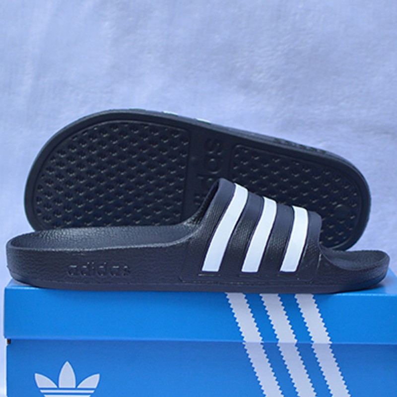 Dép trẻ em Adidas Adilette Aqua Kid màu đen sọc trắng