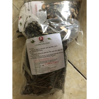 Lá xông sản phụ