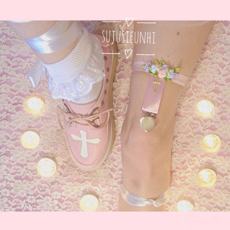 2 mẫu kẹp tất, vớ/garter+ vòng choker đeo đùi đính cánh thiên thần, hoa hồng và chữ thập lolita dễ thương