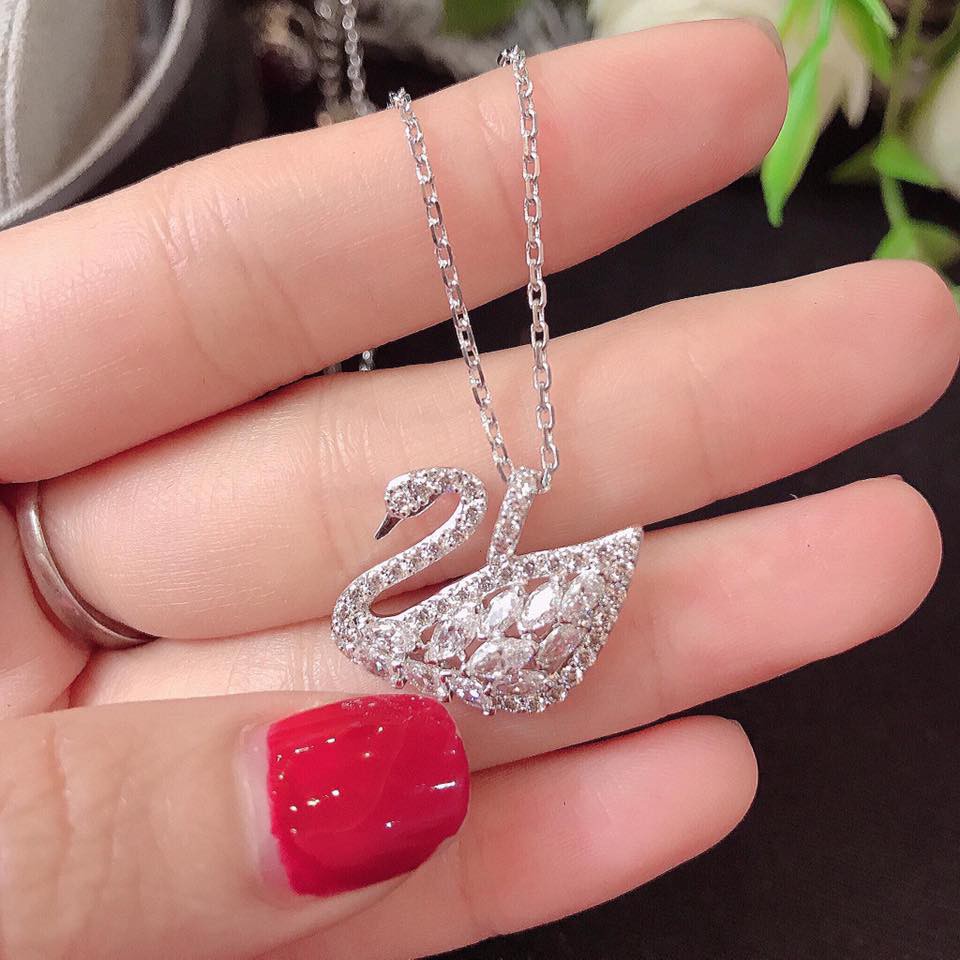 Dây chuyền thiên nga Swarovski