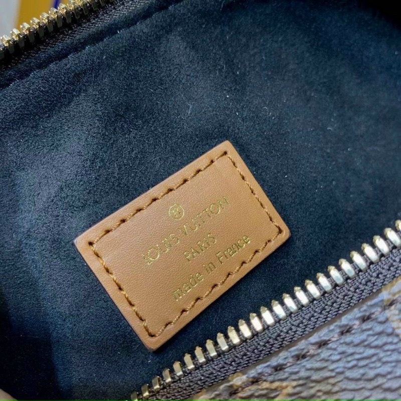 TÚI LV OVER THE MOON sz38