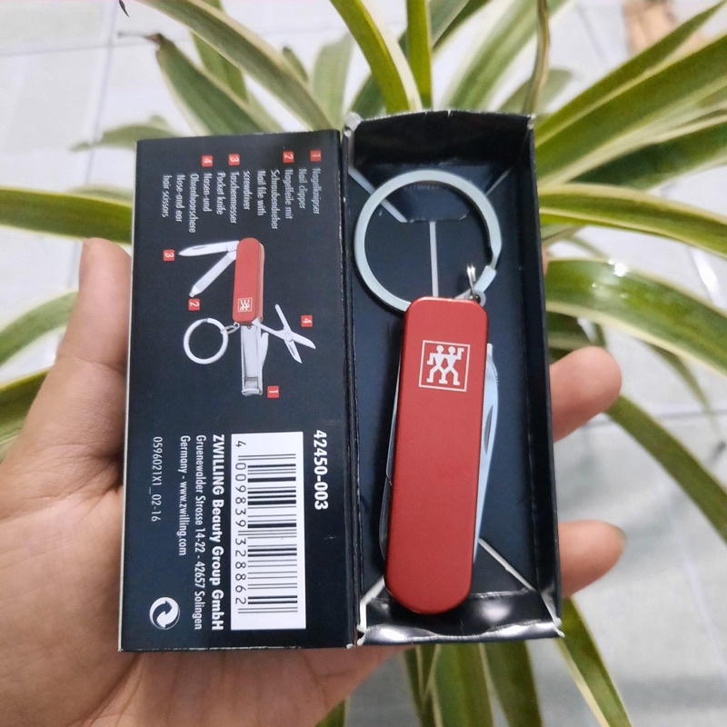 Bộ dụng cụ đa năng cắt móng, làm móc khoá...