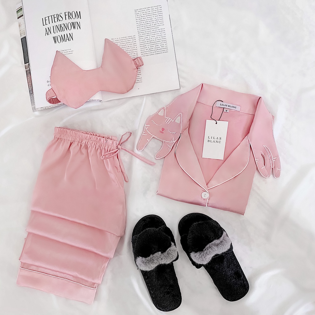 Bộ Đồ Pyjama Lụa Nữ LILAS BLANC Dáng Dài Màu Đen Phối Cổ Thêu Hình Mèo Dễ Thương